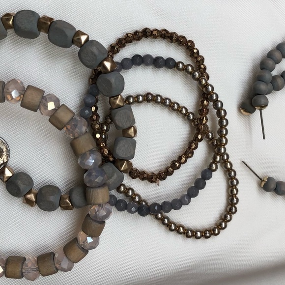 Bracelet and Earring Set - Picture 3 of 8